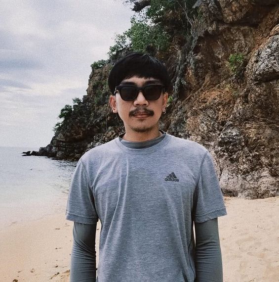 chat chat, find line friends  from Bangkok