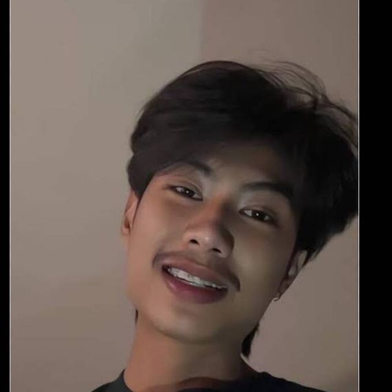 แชท หาเพื่อนคุย, โสด 