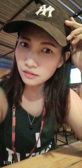 แชท หากิ๊ก  ที่อยู่ กรุงเทพมหานคร