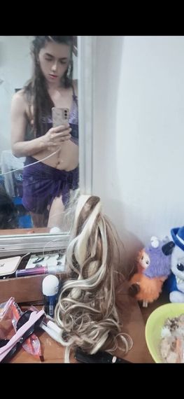 แชท หากิ๊ก, โสด  ที่อยู่ กรุงเทพมหานคร