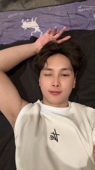 chat looking for friends  from Bangkok