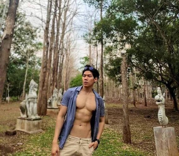 แชท หาเพื่อนคุย, โสด 
