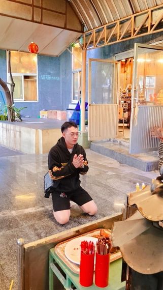 chat find love, chat  from Bangkok