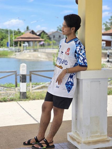 แชท หาเพื่อนคุย  ที่อยู่  สุราษฎร์ธานี