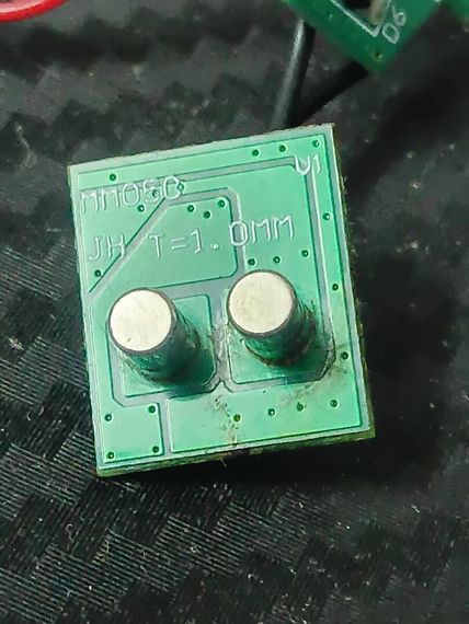 แชท หากิ๊ก, โสด  ที่อยู่ กรุงเทพมหานคร