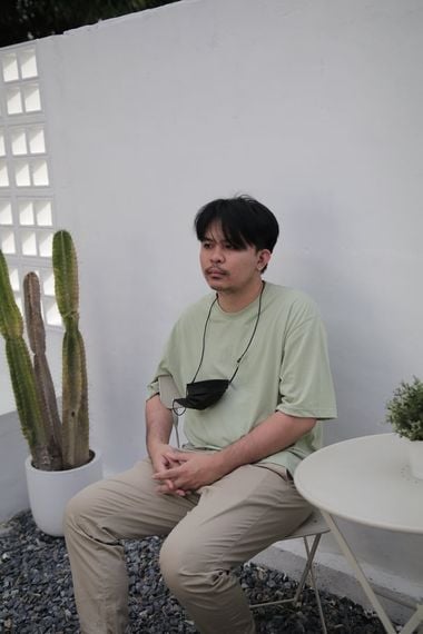 chat find love, single from Bangkok