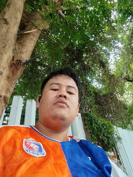 แชท หากิ๊ก, แชทสมมุติ  ที่อยู่ กรุงเทพมหานคร