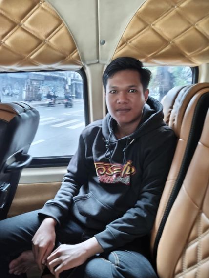 chat looking for friends 