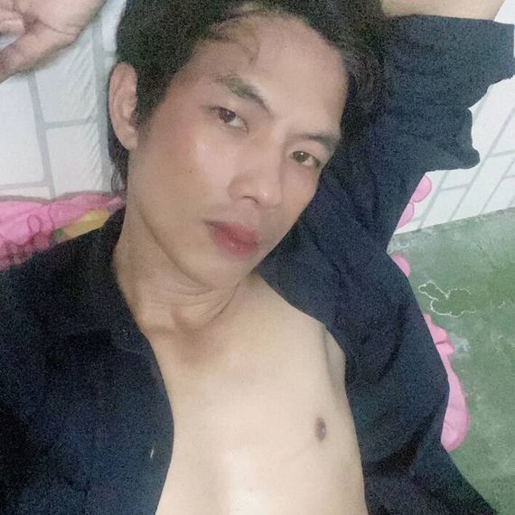 แชท หาเพื่อนเที่ยว, โสด  ที่อยู่ กรุงเทพมหานคร