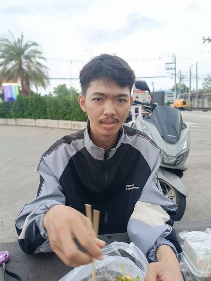 แชท หาเพื่อนคุย 