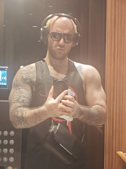 chat looking for friends