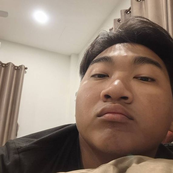 แชท หากิ๊ก 