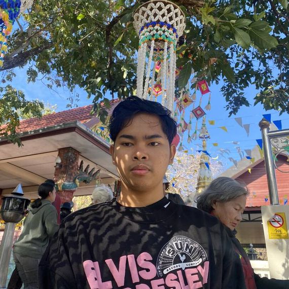 แชท หาเพื่อนคุย  ที่อยู่  ชลบุรี