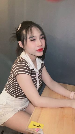 chat chat, hangout  from Nonthaburi