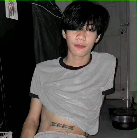 แชท หากิ๊ก, โสด 