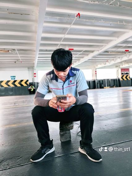 แชท แชทเปิดกล้อง  ที่อยู่  สุราษฎร์ธานี