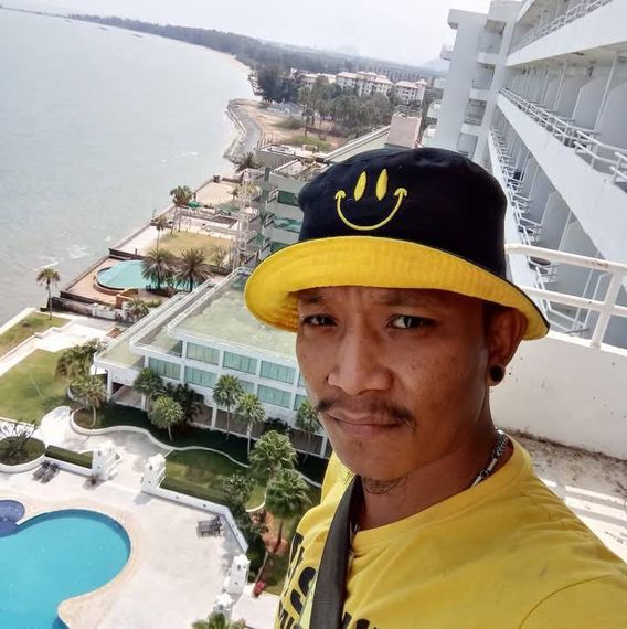 แชท หาเพื่อนคุย 