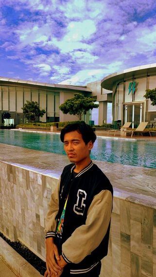 chat looking for friends  from Bangkok