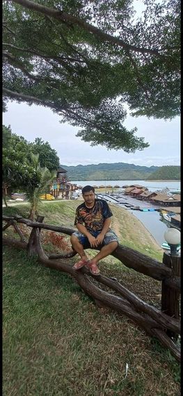 chat find love, single  from Bangkok