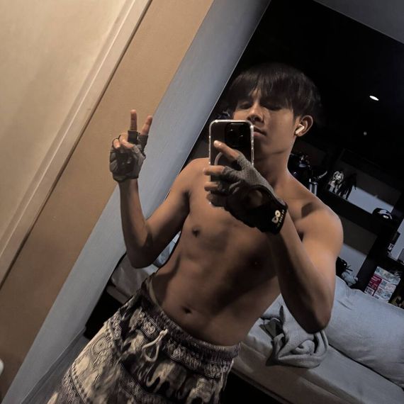 แชท โสด  ที่อยู่ กรุงเทพมหานคร