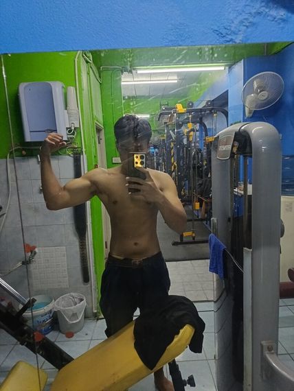 chat looking for friends  from Nakhon Pathom