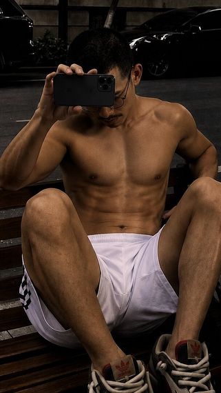 chat looking for friends from Bangkok