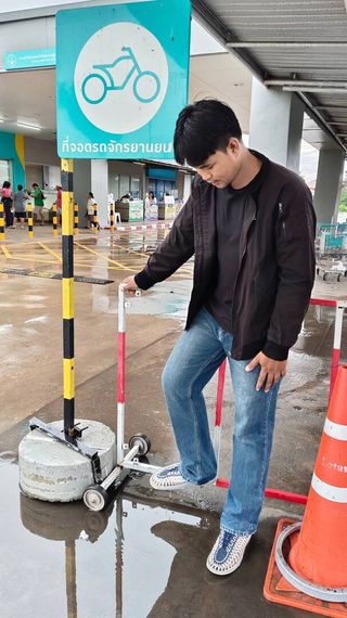 chat find love, chat  from Bangkok