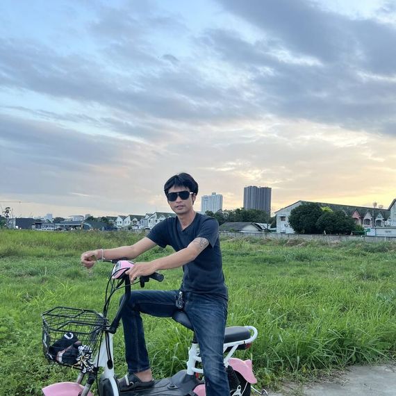 แชท หากิ๊ก, แชทเปิดกล้อง  ที่อยู่  ร้อยเอ็ด