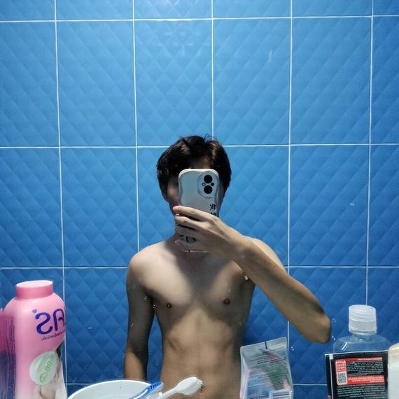 แชท หากิ๊ก, โสด 