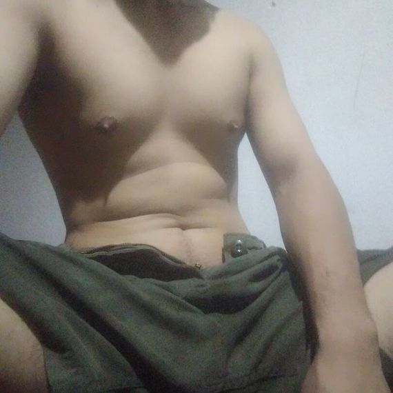 แชท หาเพื่อนคุย, โสด 