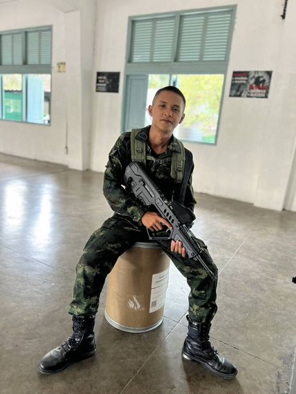 แชท หากิ๊ก  ที่อยู่  ปทุมธานี