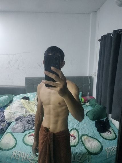 แชท หากิ๊ก, นัดเจอ ที่อยู่ กรุงเทพมหานคร