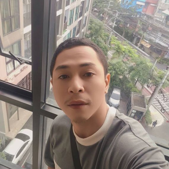 แชท โสด  ที่อยู่ กรุงเทพมหานคร