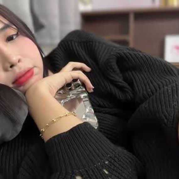แชท หาเพื่อนคุย, โสด 