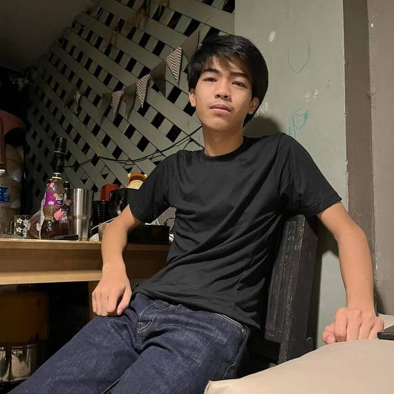 แชท หาเพื่อนเที่ยว, โสด