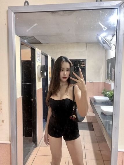 chat chat, single from Bangkok