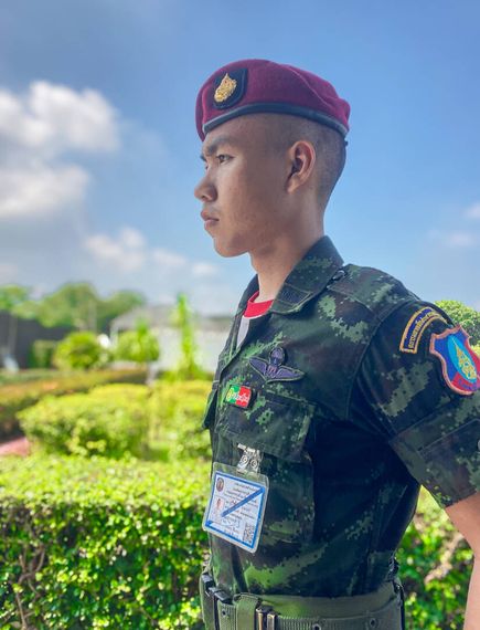 chat chat, hangout  from Nakhon Pathom