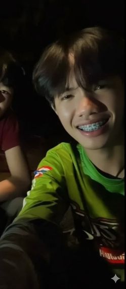 แชท แชทเปิดกล้อง 