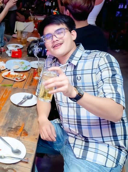 แชท หากิ๊ก 