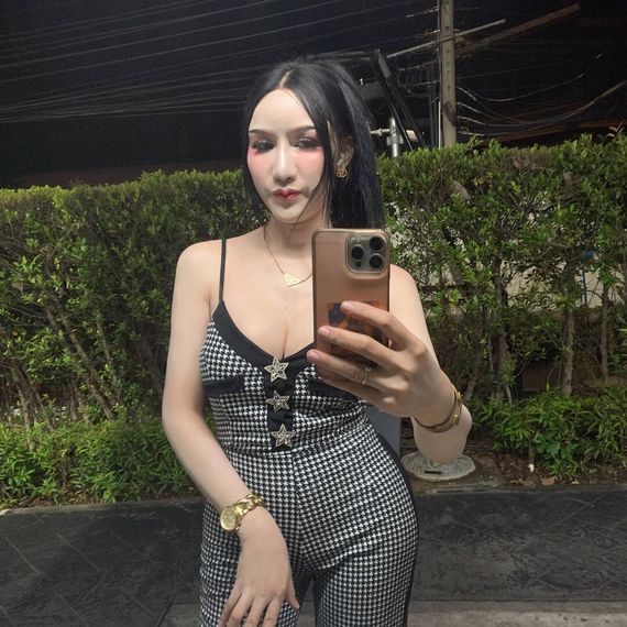 chat find love  from Bangkok