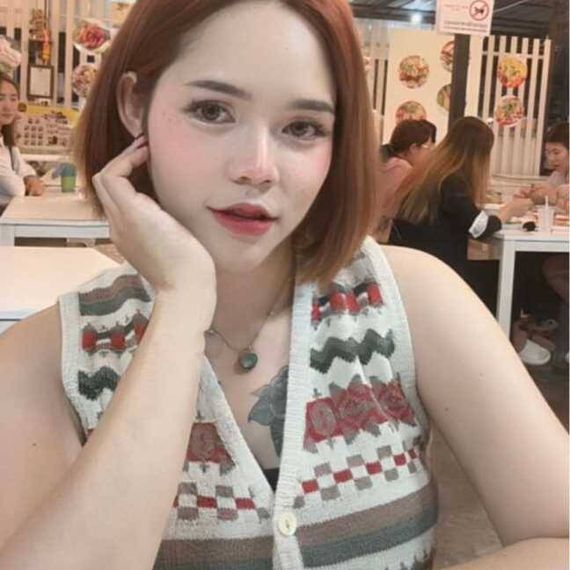 แชท หาเพื่อนเที่ยว  ที่อยู่ กรุงเทพมหานคร