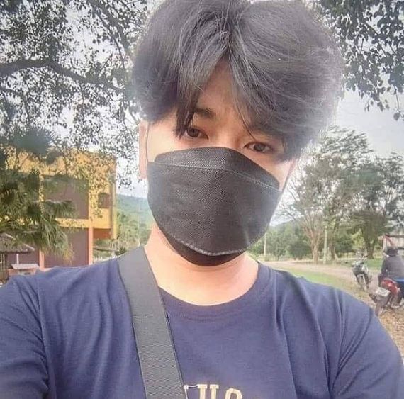 แชท หากิ๊ก, โสด  ที่อยู่  อุทัยธานี