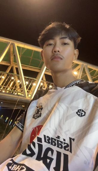 แชท หาเพื่อนคุย, โสด 