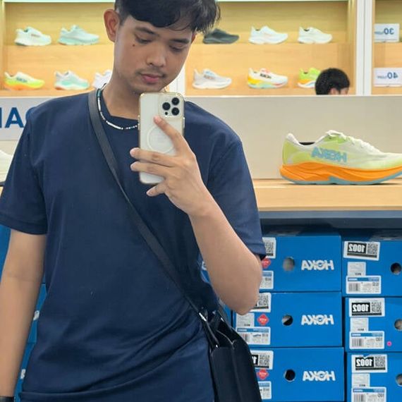 แชท หาเพื่อนคุย, โสด 
