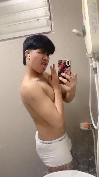 chat find love, chat  from Bangkok