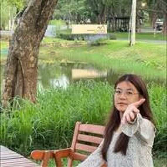 chat looking for friends  from Amnat Charoen
