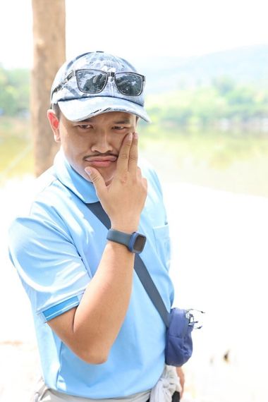 แชท หากิ๊ก  ที่อยู่ กรุงเทพมหานคร