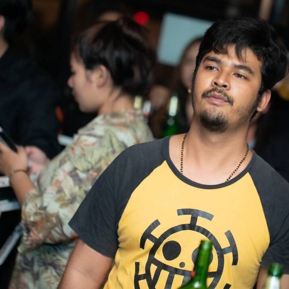 แชท หากิ๊ก  ที่อยู่ กรุงเทพมหานคร