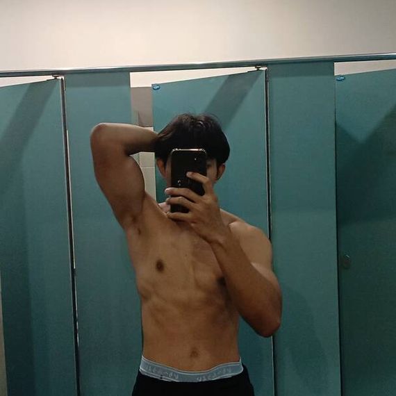 แชท หากิ๊ก, โสด ที่อยู่ กรุงเทพมหานคร