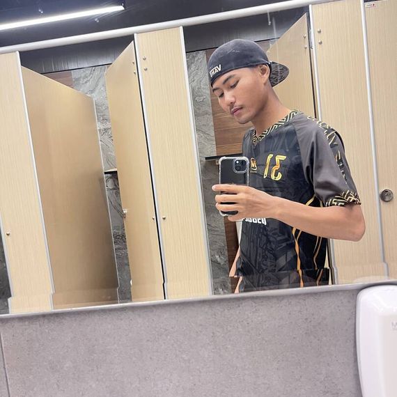 แชท หาเพื่อนคุย, โสด  ที่อยู่  ชลบุรี